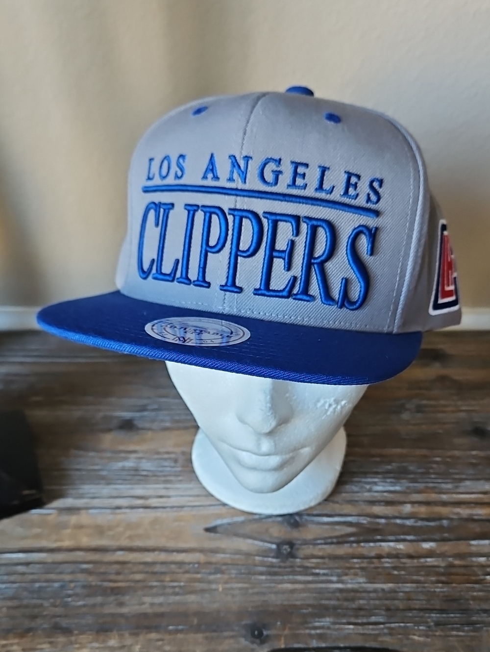 Vintage Los Angeles Clippers Grey and Blue Snapback Hat In Perfect Condition